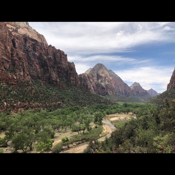 Meet your Posher, Hannah - Picture 1 of 1